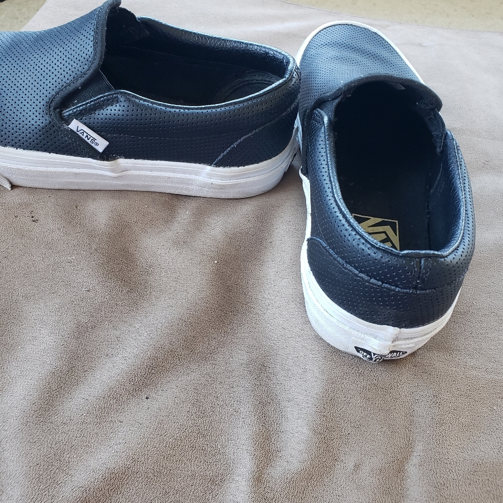 Black vans unisex